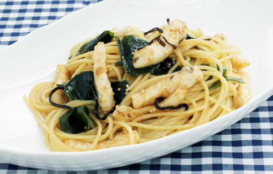 カジキとわかめの和風パスタ