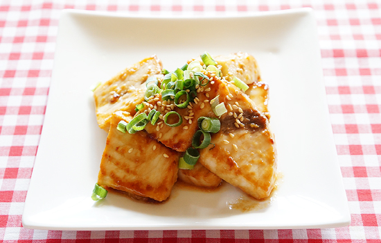 かじきのホルモン風味焼き