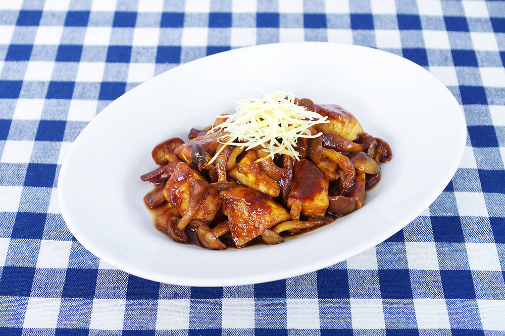 かじきとしめじの甜麺醤蒸し